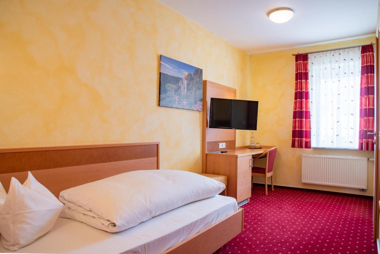 Hotel & Restaurant Post Laichingen Εξωτερικό φωτογραφία