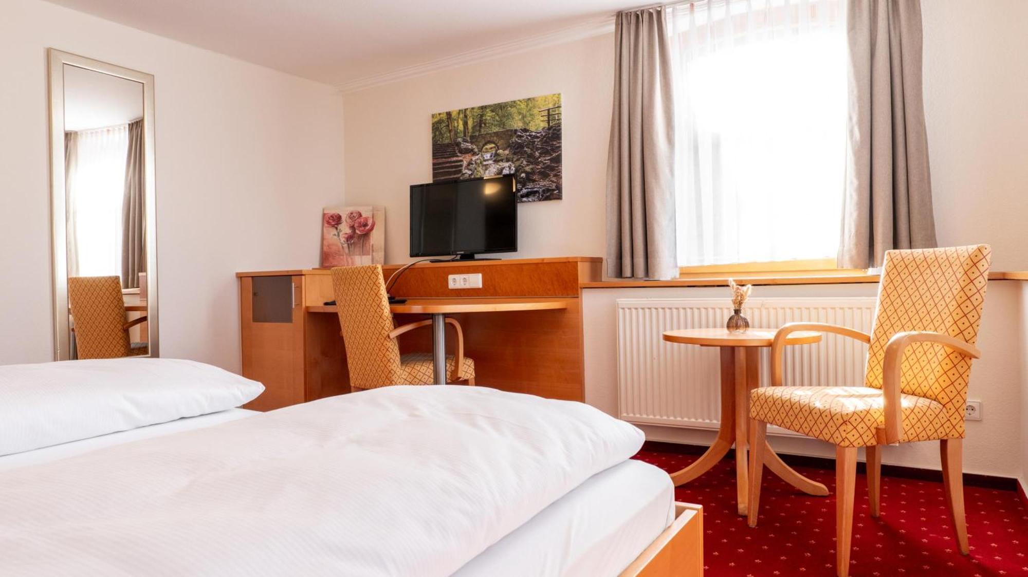 Hotel & Restaurant Post Laichingen Εξωτερικό φωτογραφία