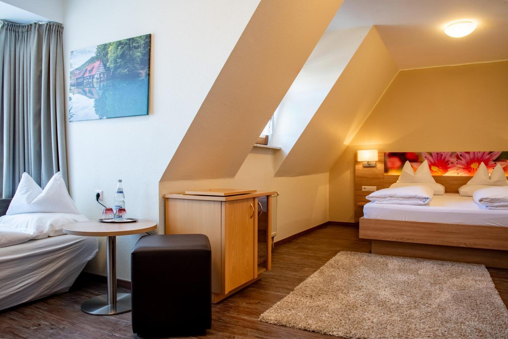 Hotel & Restaurant Post Laichingen Εξωτερικό φωτογραφία