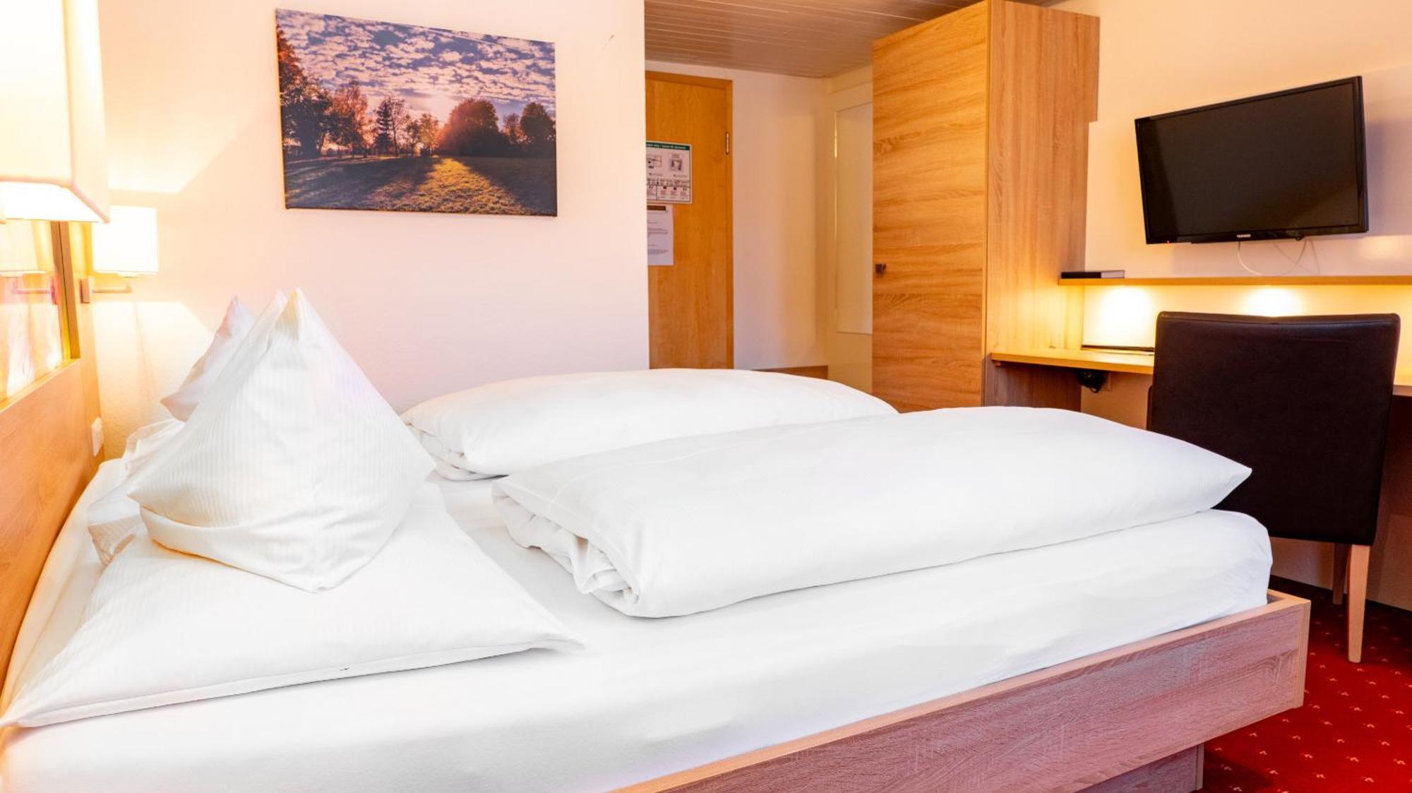 Hotel & Restaurant Post Laichingen Εξωτερικό φωτογραφία